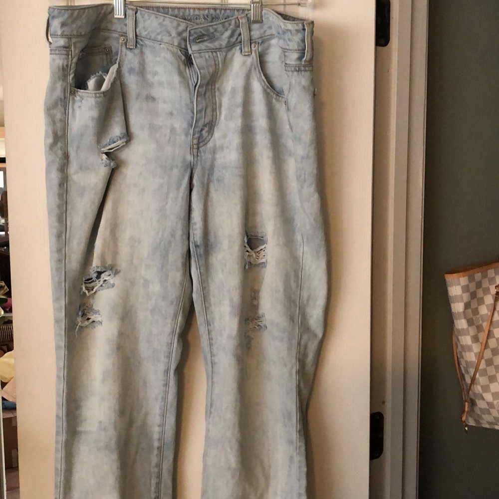 American eagle boy crop jeans
